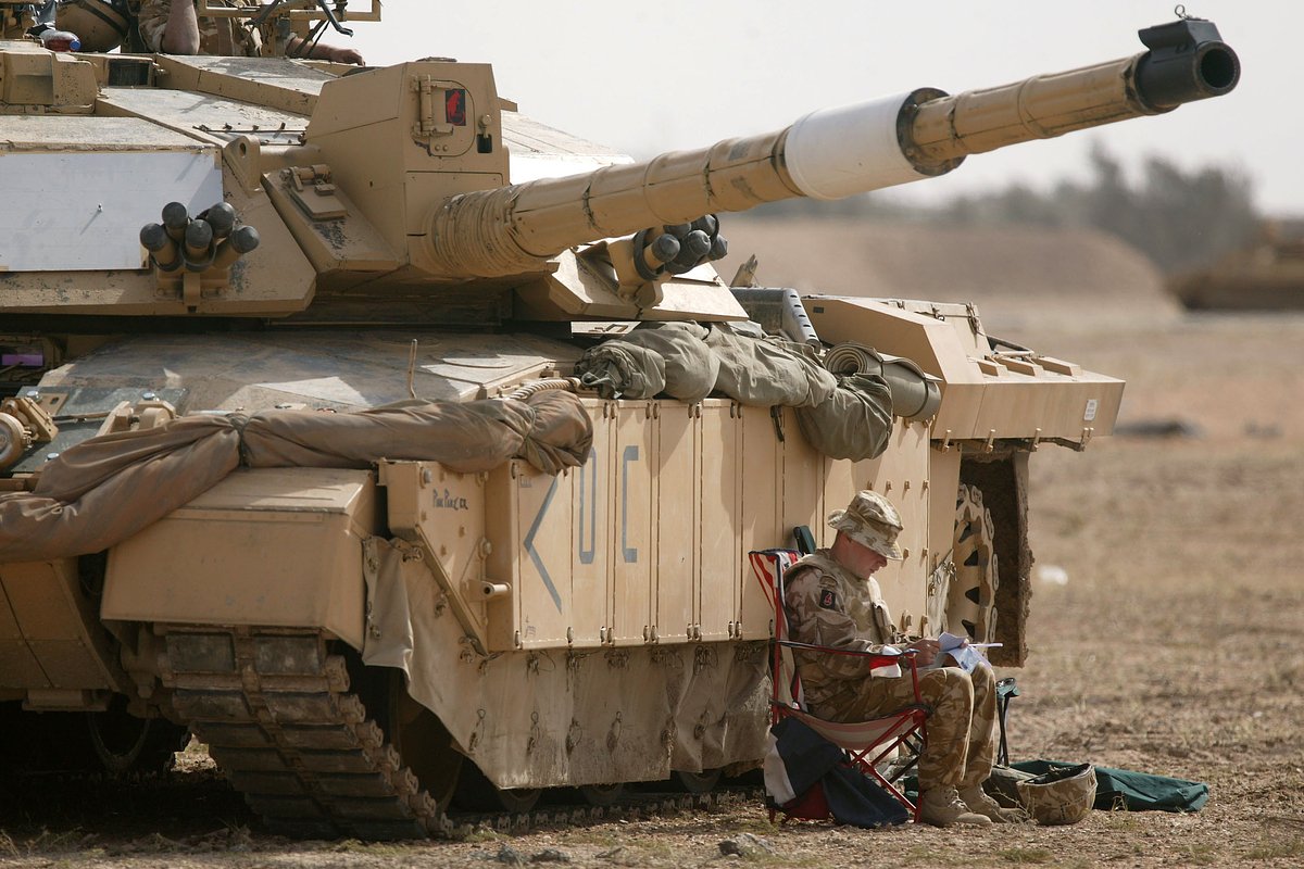 Challenger 2