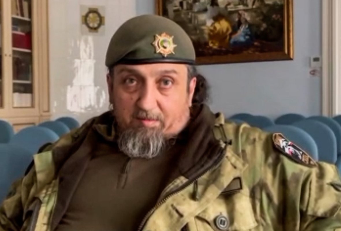 Доброволец Симос Панагиотидис
